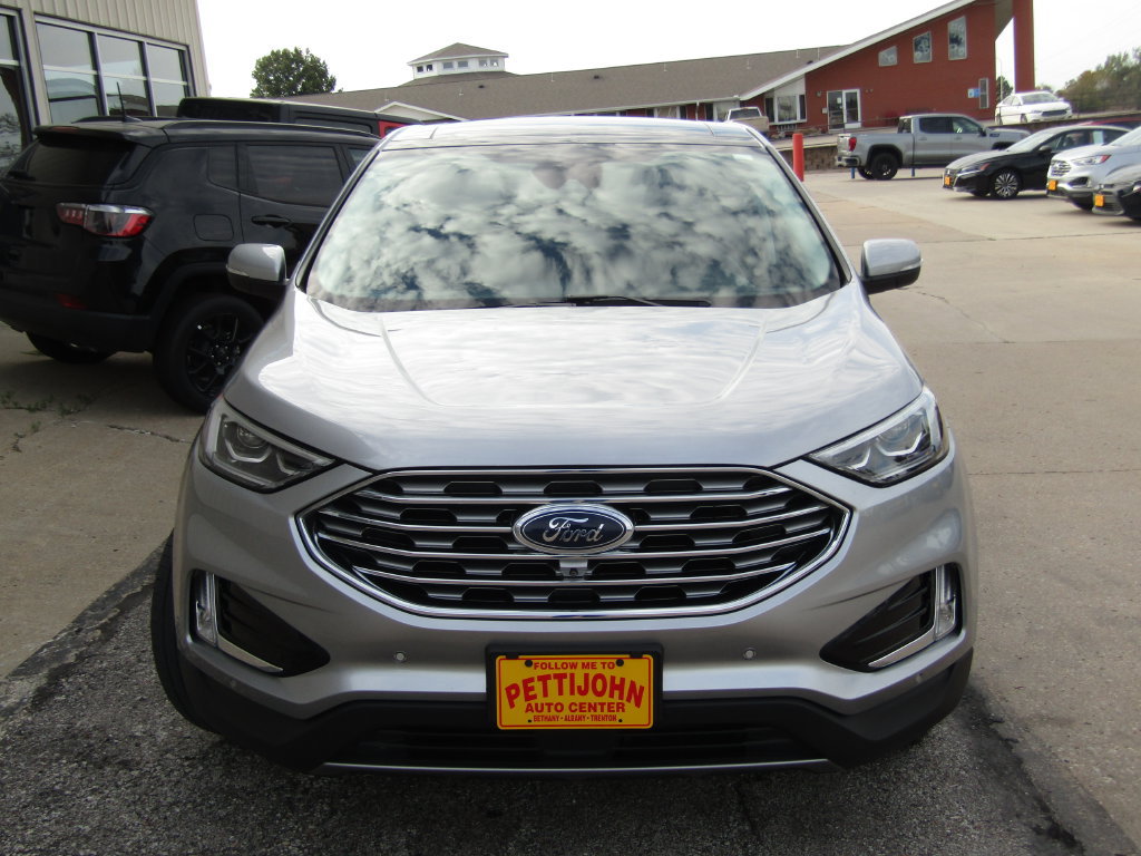 Certified 2020 Ford Edge Titanium w/ Equipment Group 301A AWD/4WD image 13
