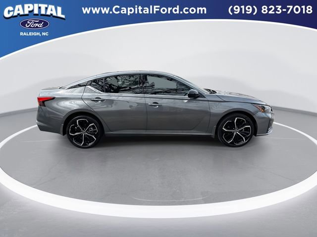 Used 2025 Nissan Altima 2.5 SR image 7