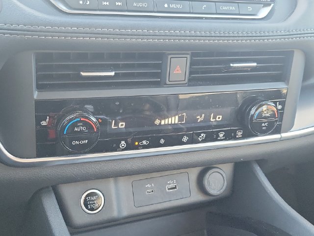 Used 2023 Nissan Rogue SV w/ SV Premium B Package FWD image 28