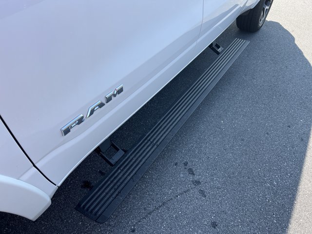 Used 2025 RAM 1500 Laramie AWD/4WD image 20