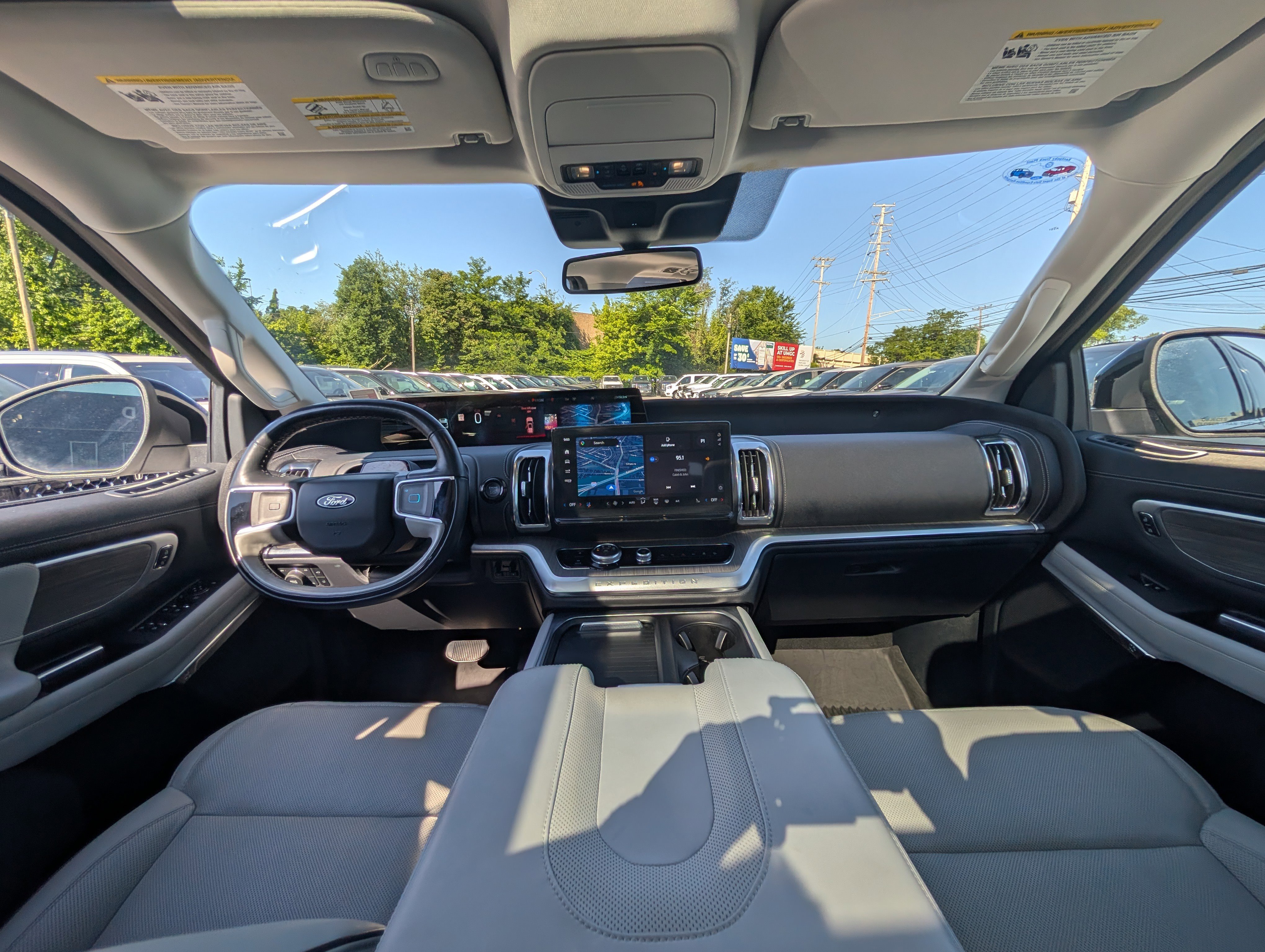 Certified 2025 Ford Expedition Platinum w/ Platinum Ultimate Package AWD/4WD image 24