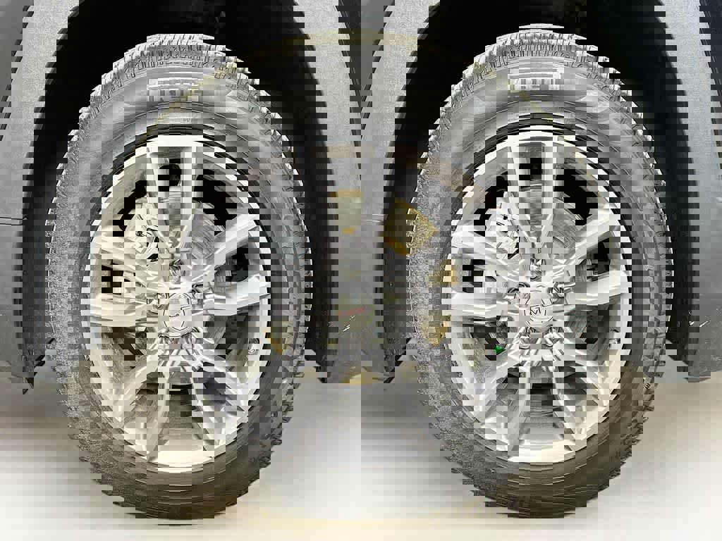 Used 2023 GMC Terrain SLT image 8