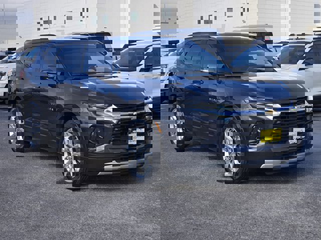Used 2022 Chevrolet Blazer LT w/ Sound & Technology Package image 3