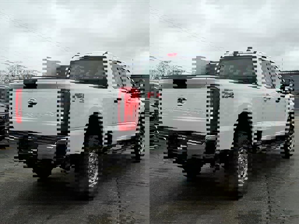 Certified 2024 Ford F350 XL w/ FX4 Off-Road Package image 4
