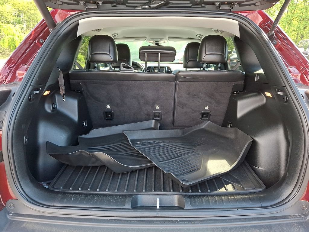 Used 2019 Jeep Cherokee Limited AWD/4WD image 27
