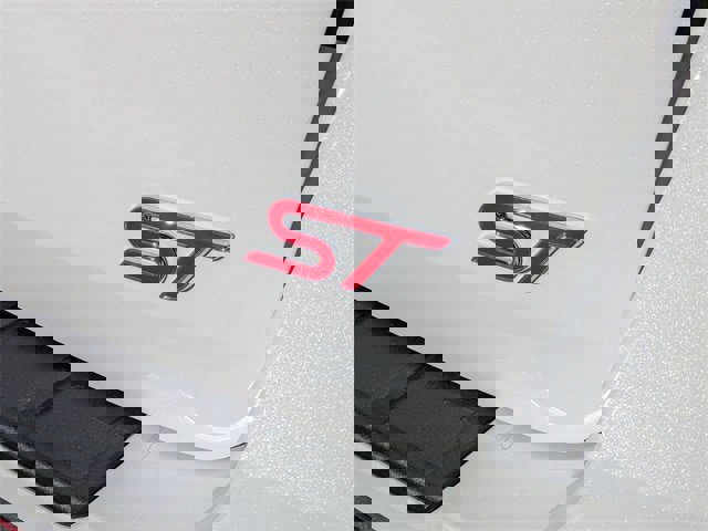 Certified 2025 Ford Explorer ST image 38