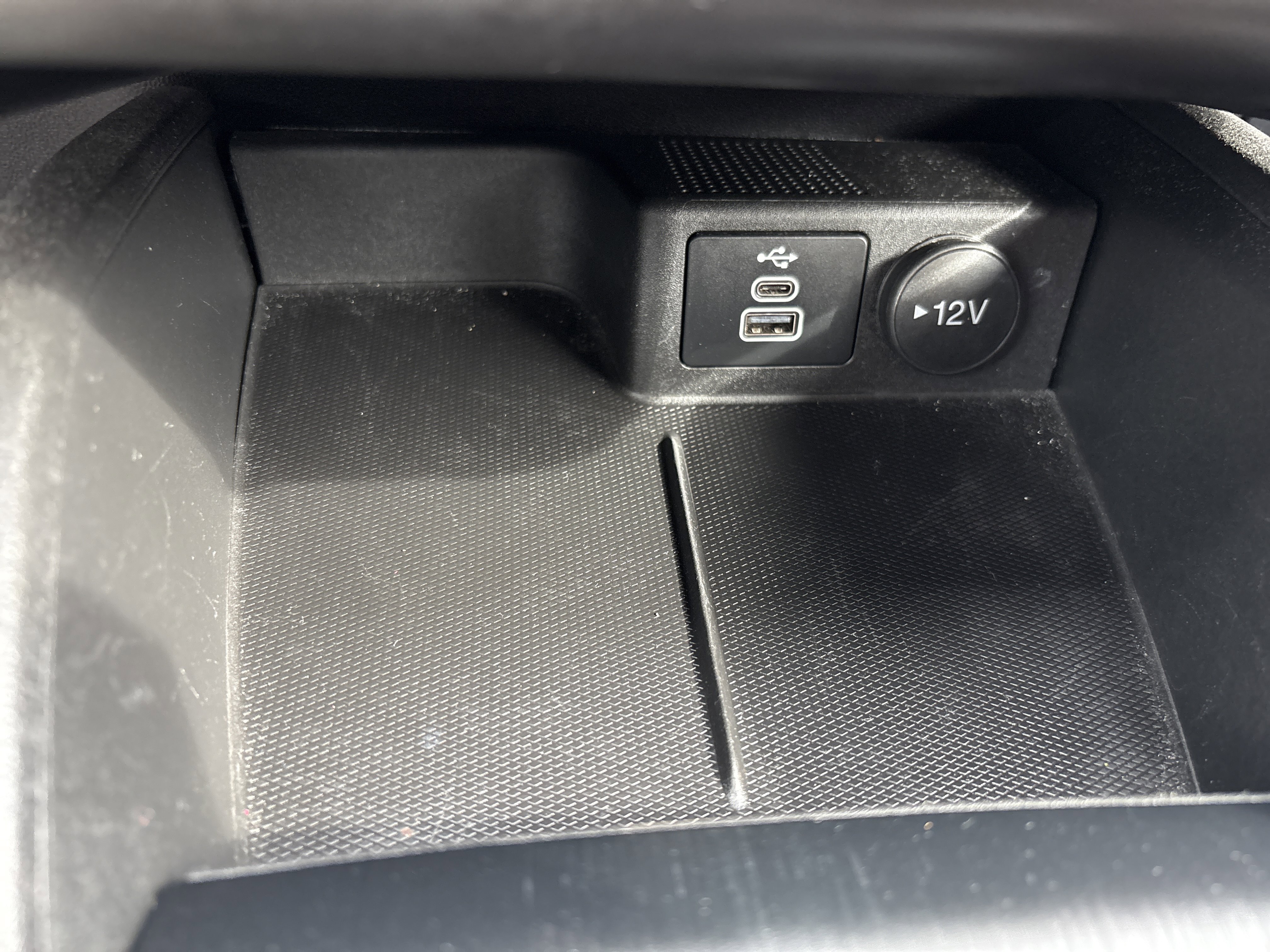 Certified 2025 Ford Escape ST-Line AWD/4WD image 31