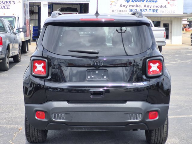 Used 2023 Jeep Renegade Altitude w/ Convenience Group I AWD/4WD image 6