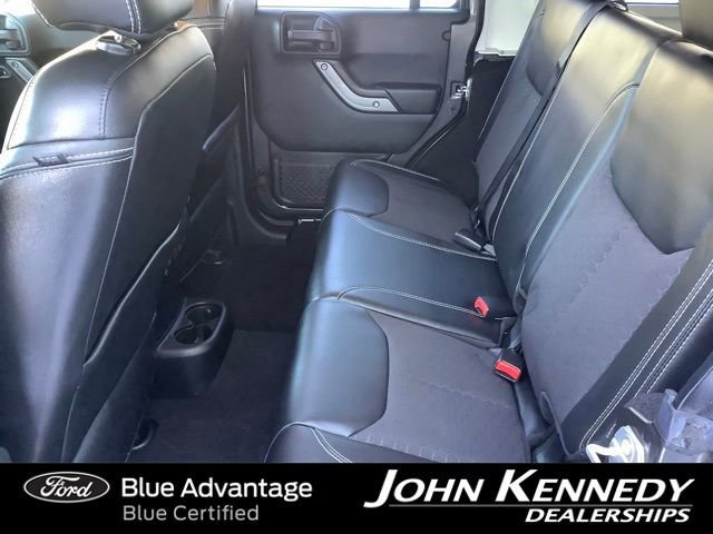 Used 2018 Jeep Wrangler Unlimited Sport image 30