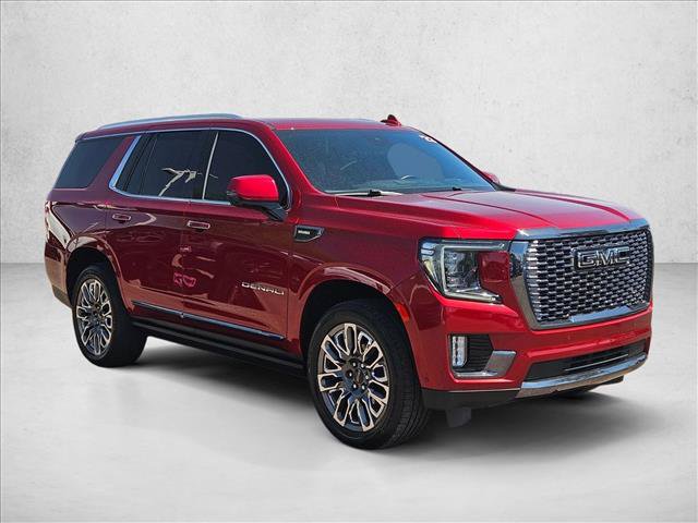 Used 2023 GMC Yukon Denali Ultimate AWD/4WD image 3
