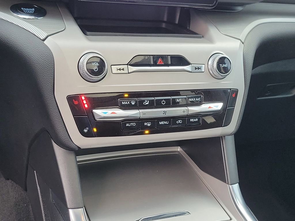 Certified 2023 Ford Explorer XLT w/ Equipment Group 202A image 28