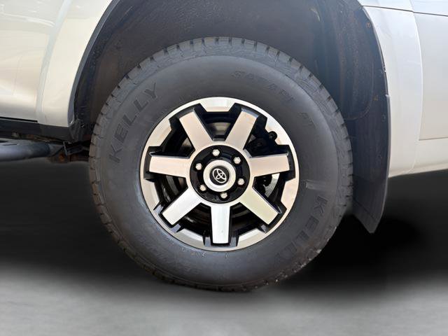 Used 2018 Toyota 4Runner TRD Off-Road Premium AWD/4WD image 19