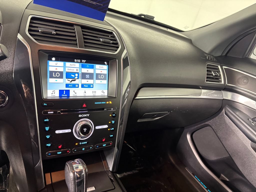 Certified 2018 Ford Explorer Sport AWD/4WD image 17