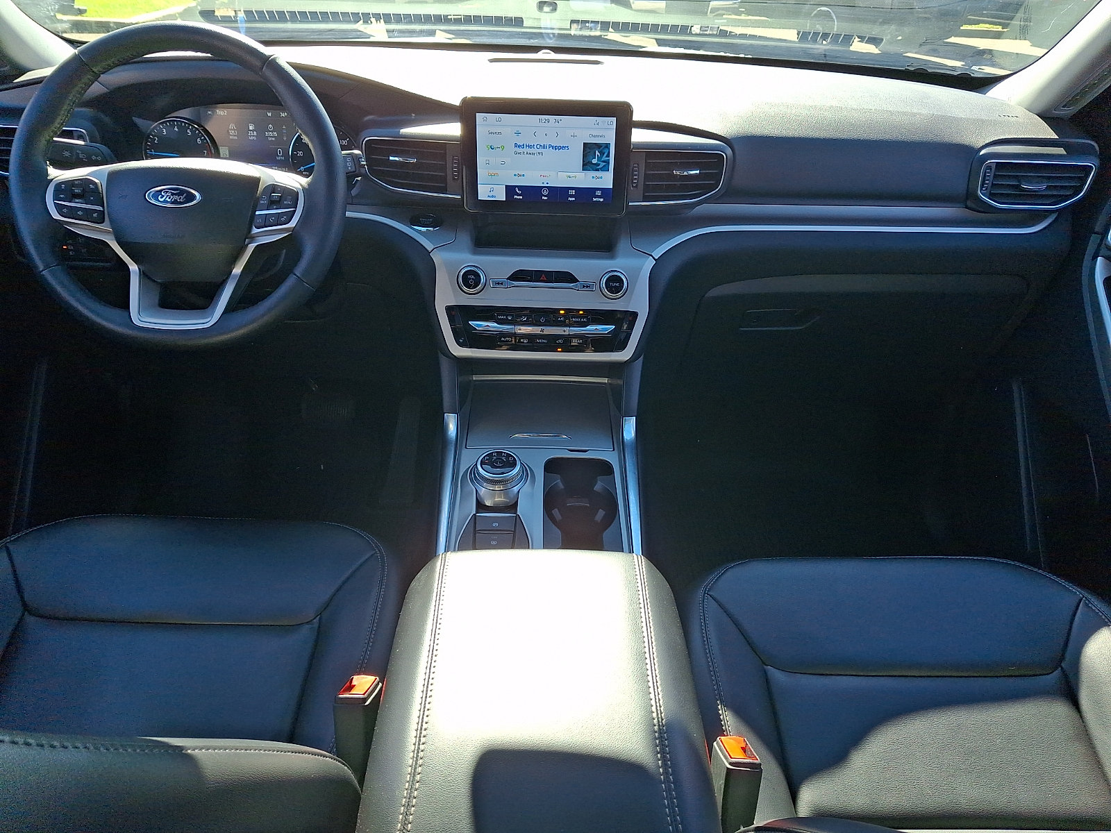 Certified 2023 Ford Explorer XLT w/ Equipment Group 202A AWD/4WD image 14
