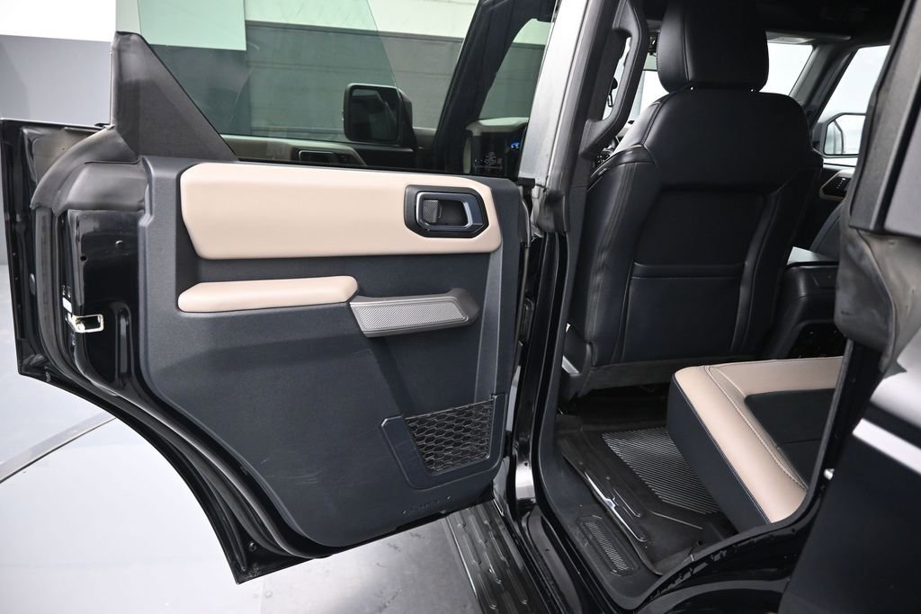 Certified 2022 Ford Bronco Wildtrak AWD/4WD image 11