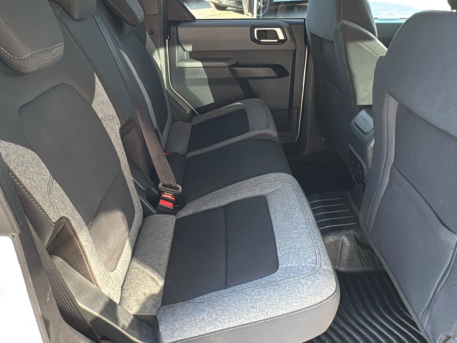 Certified 2023 Ford Bronco Big Bend w/ Sasquatch Package AWD/4WD image 18