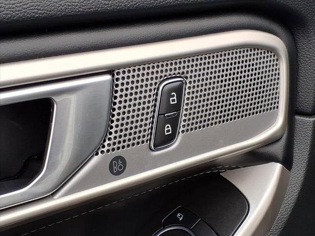 Certified 2023 Ford Explorer XLT w/ Equipment Group 202A AWD/4WD image 10