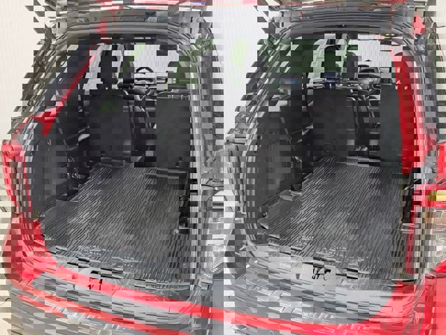 Certified 2020 Ford Explorer ST w/ ST Street Pack image 8