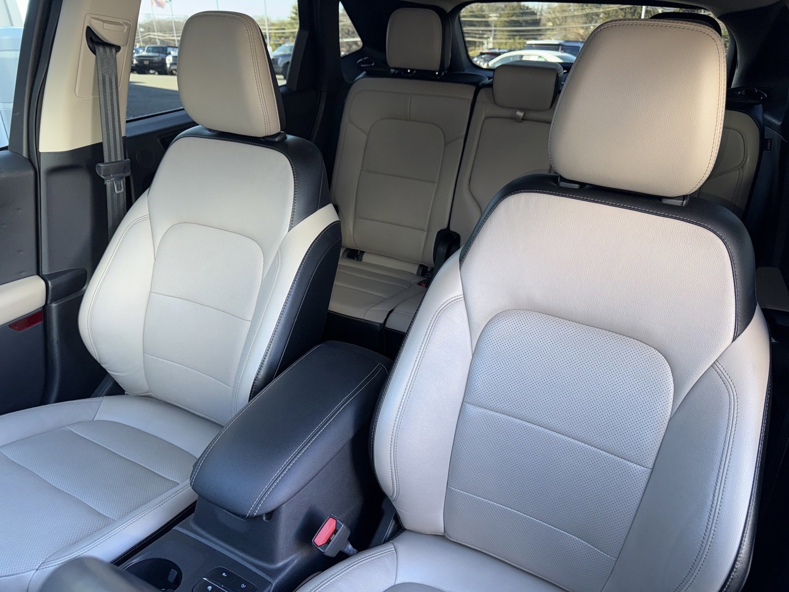 Certified 2020 Ford Escape Titanium w/ Titanium Premium Package 2.0 image 42