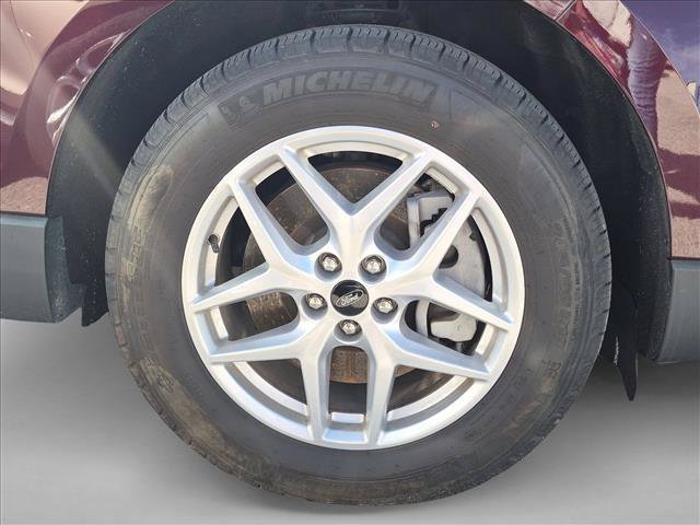 Certified 2024 Ford Edge SEL w/ Convenience Package AWD/4WD image 4
