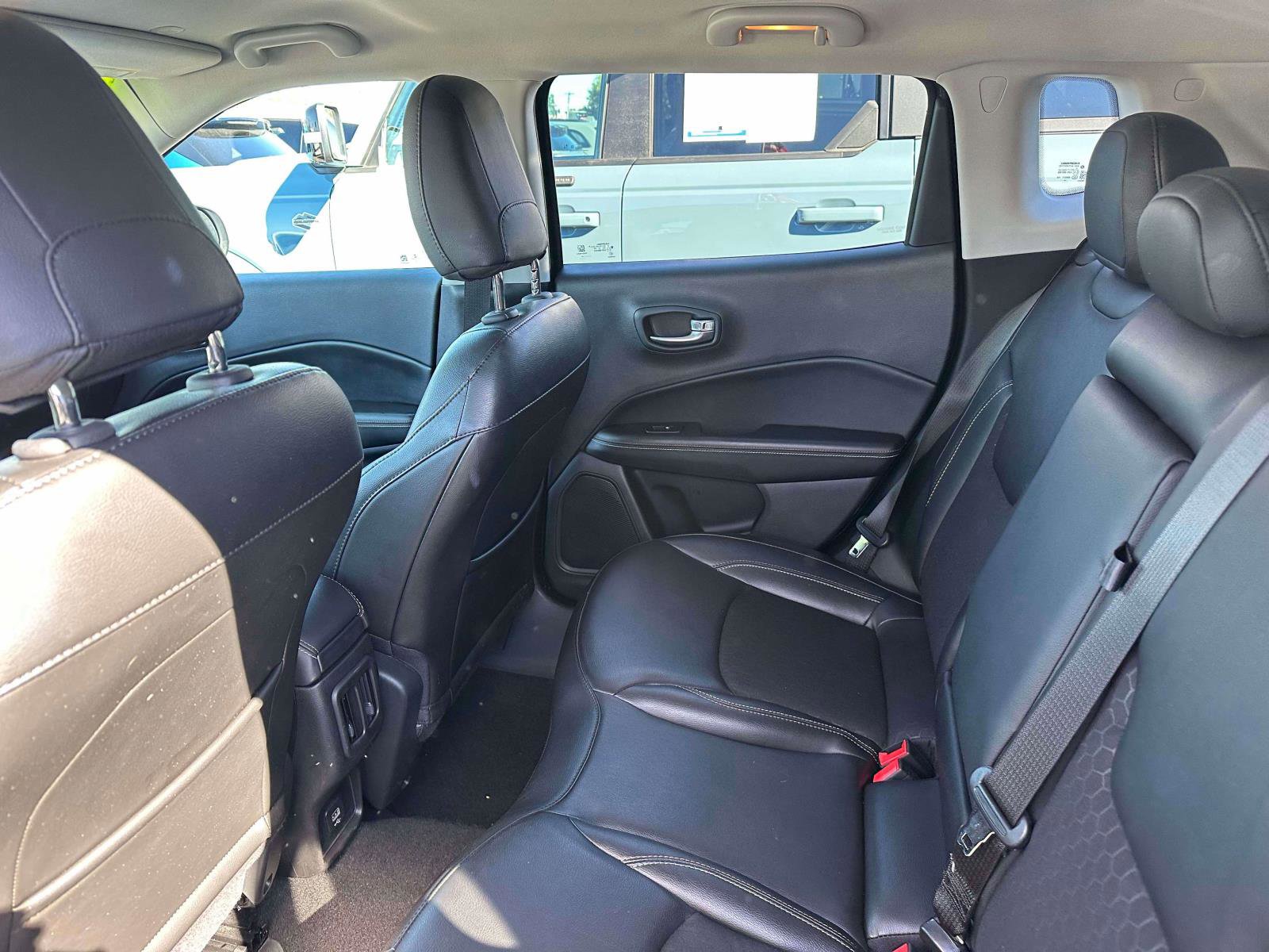 Used 2020 Jeep Compass Latitude w/ Cold Weather Group image 9