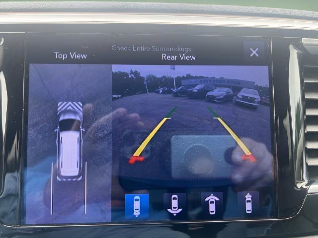 Used 2017 Chrysler Pacifica Touring-L Plus w/ Advanced Safetytec Group FWD image 19
