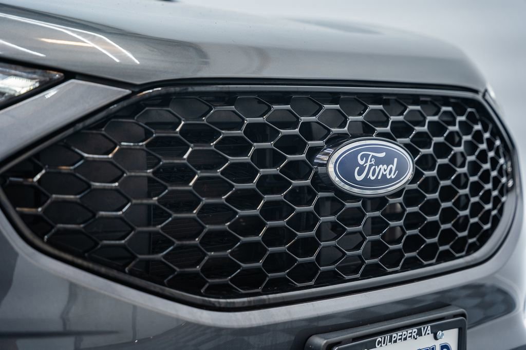 Certified 2022 Ford Edge ST-Line AWD/4WD image 11