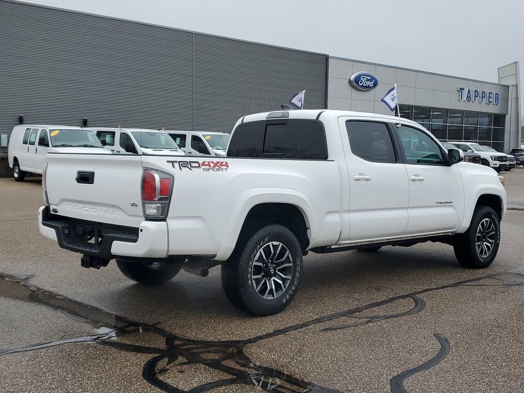 Used 2020 Toyota Tacoma TRD Sport w/ Technology Package image 4