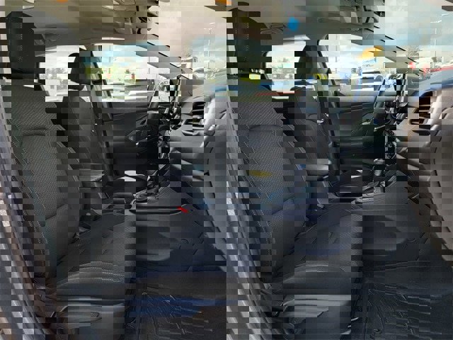 Used 2019 Hyundai Elantra GT image 24