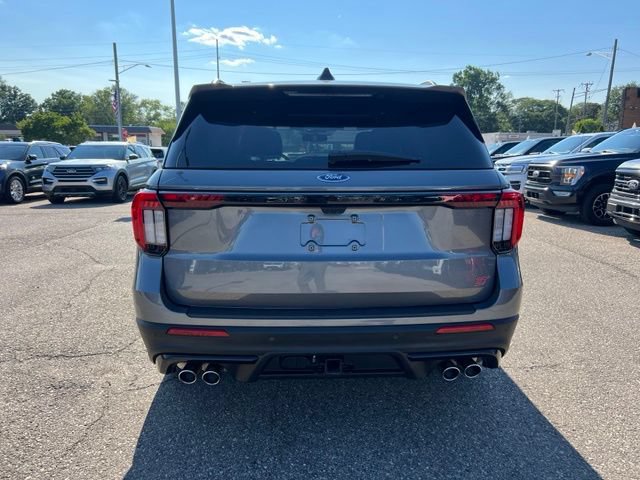 Certified 2025 Ford Explorer ST AWD/4WD image 5