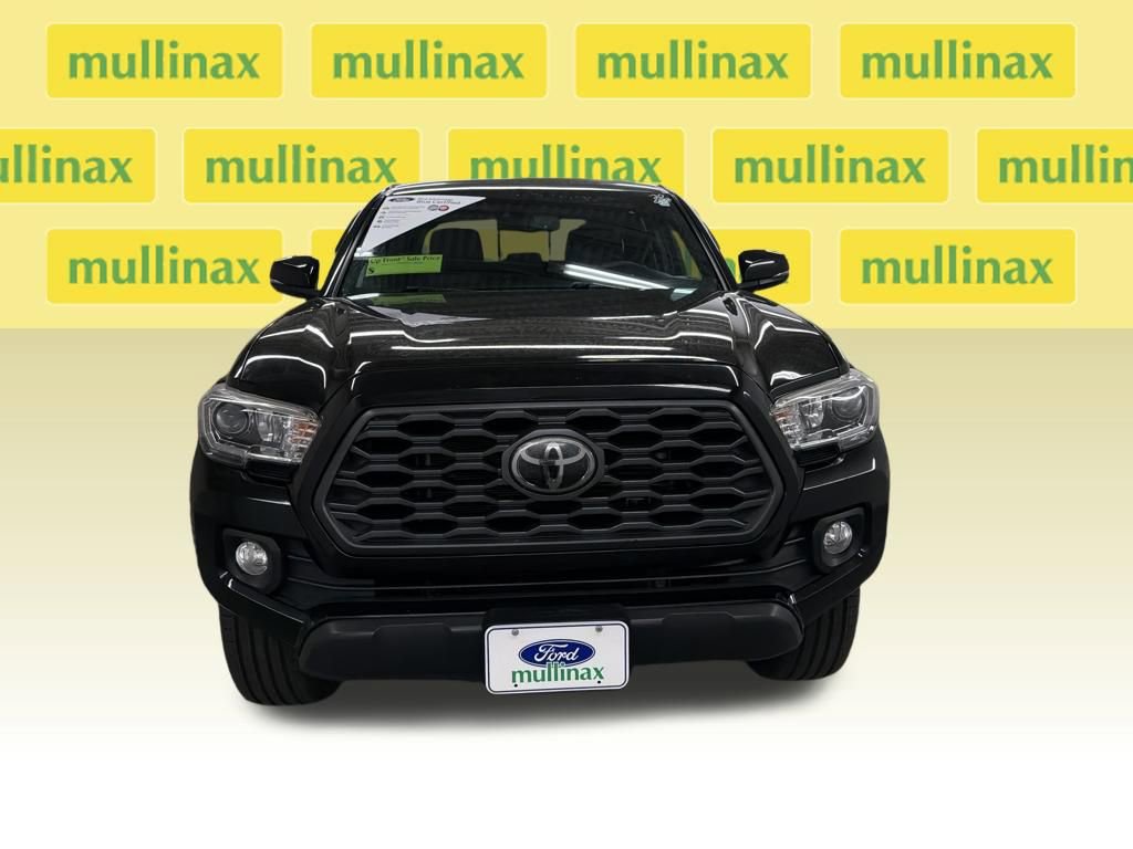 Used 2020 Toyota Tacoma TRD Off-Road w/ Technology Package AWD/4WD image 8