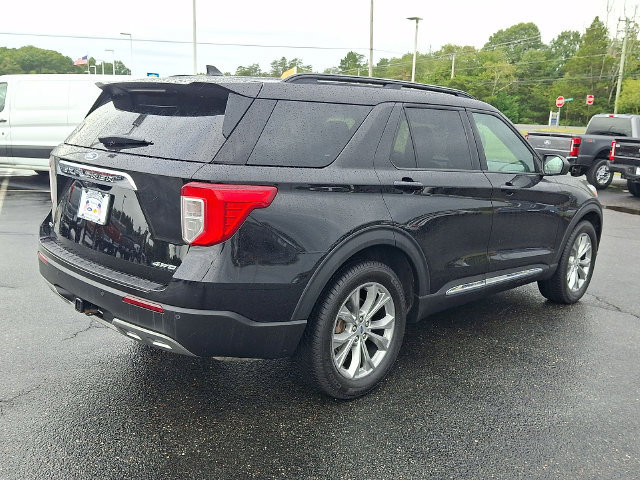 Certified 2023 Ford Explorer XLT w/ Equipment Group 202A AWD/4WD image 31