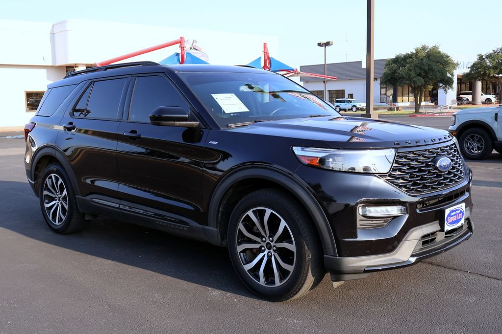 Certified 2022 Ford Explorer ST-Line w/ Class IV Trailer Tow Package RWD image 15