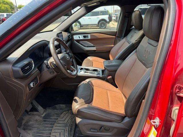 Certified 2021 Ford Explorer King Ranch w/ Premium Technology Package AWD/4WD image 14