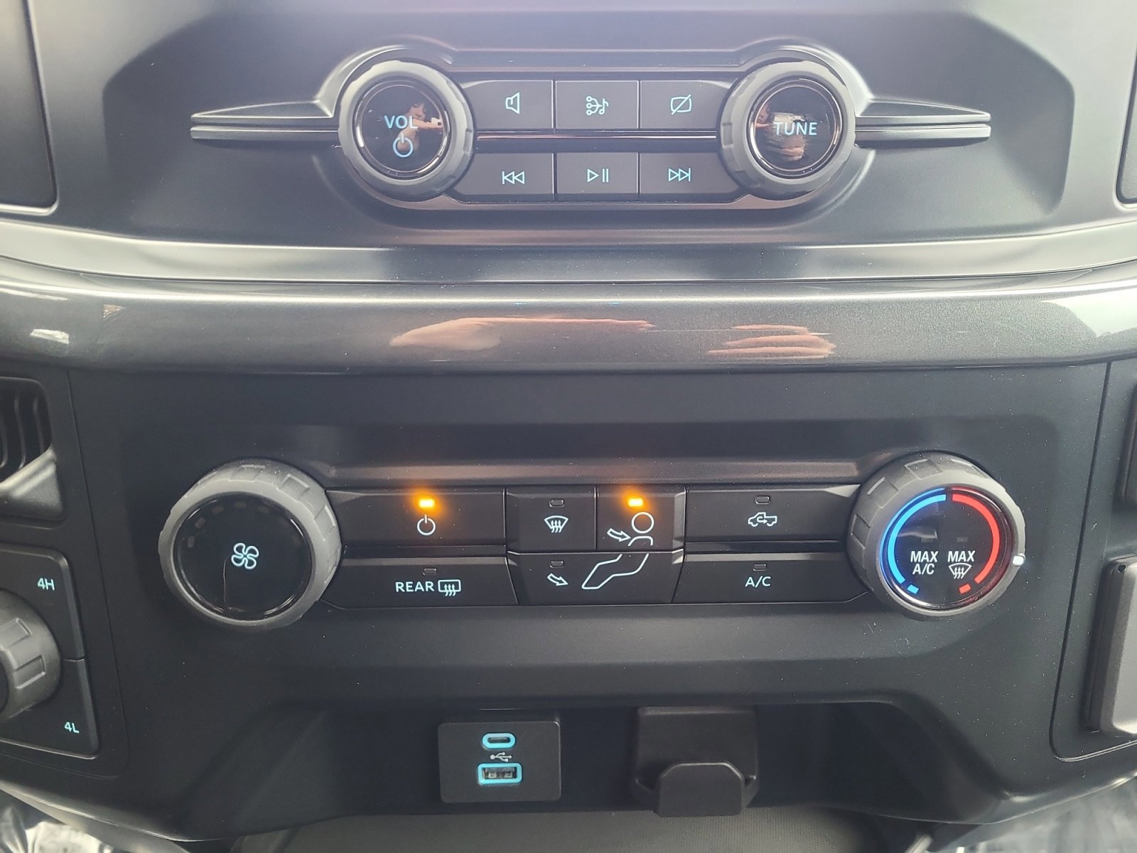 Certified 2023 Ford F150 XL w/ STX Appearance Package image 30