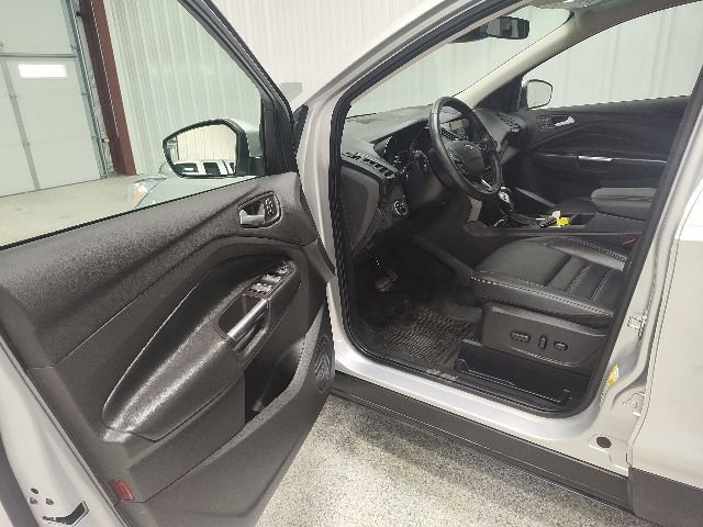 Certified 2019 Ford Escape SEL AWD/4WD image 10