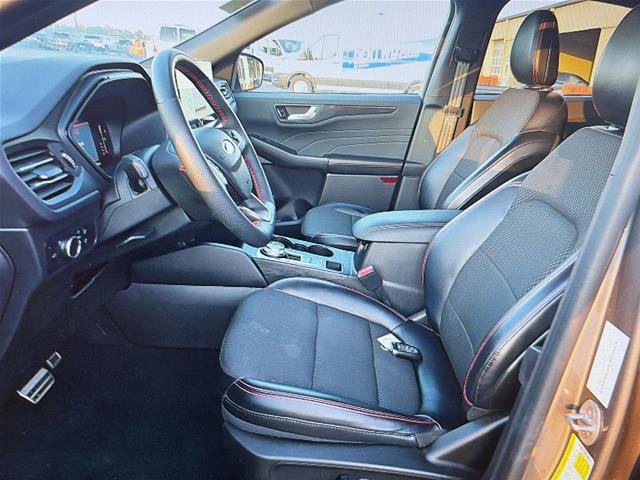 Certified 2023 Ford Escape ST-Line w/ Tech Pack #1 AWD/4WD image 6