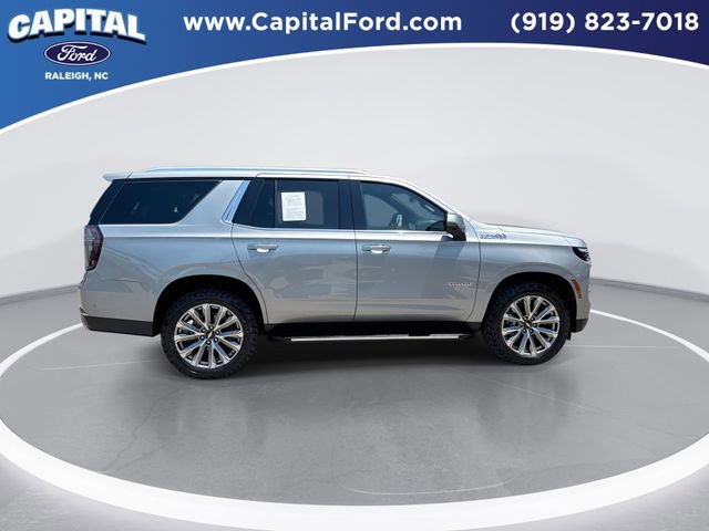 Used 2025 Chevrolet Tahoe High Country AWD/4WD image 9