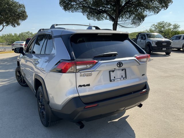 Used 2024 Toyota RAV4 XLE FWD image 15