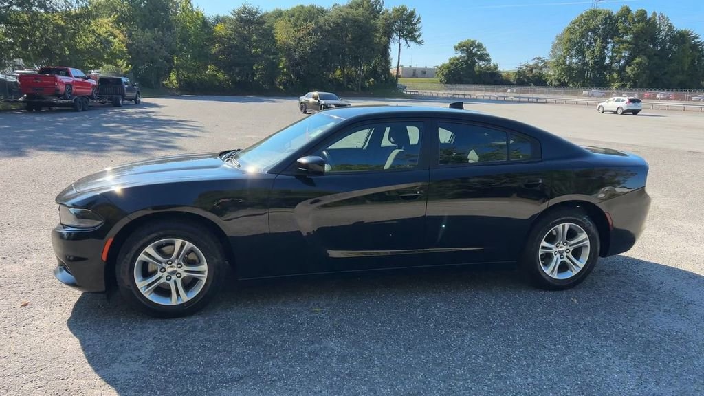 Used 2023 Dodge Charger SXT image 31