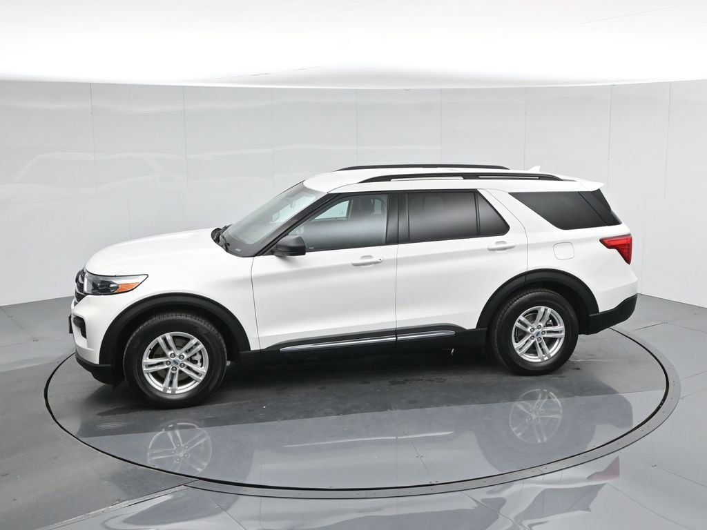 Certified 2022 Ford Explorer XLT image 46