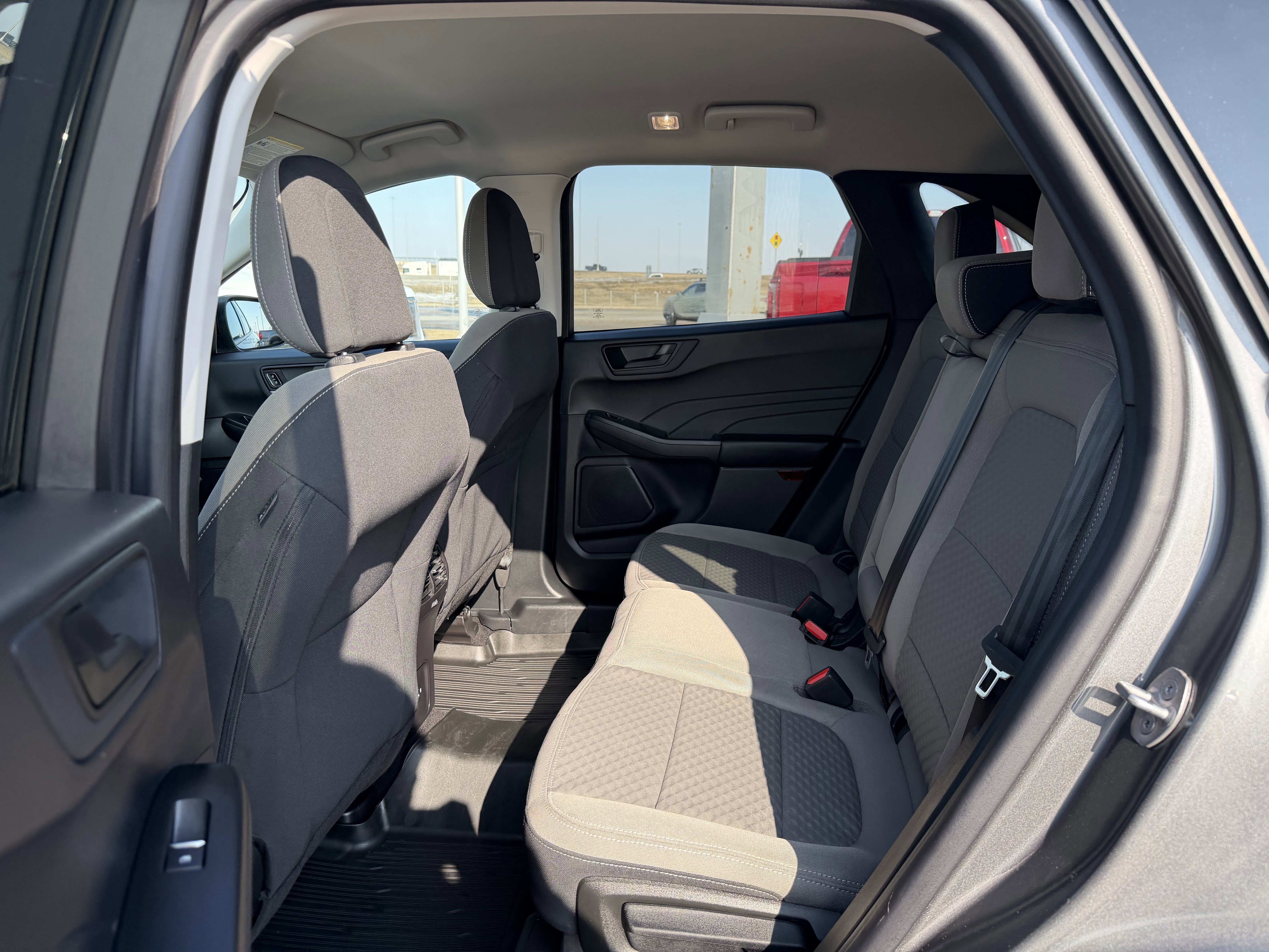 Certified 2022 Ford Escape SE w/ SE Sport Appearance Package image 19