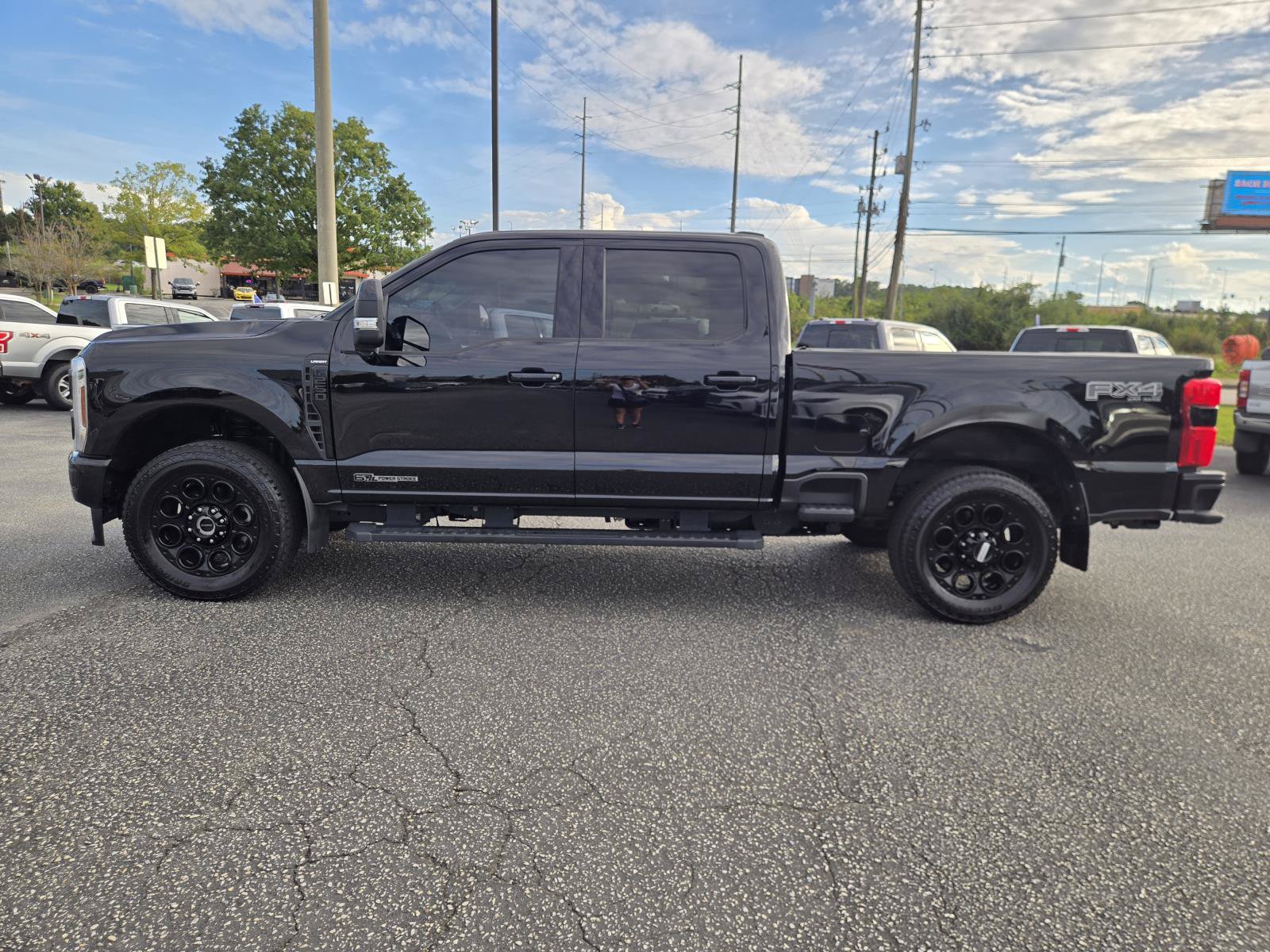 Certified 2025 Ford F250 Lariat w/ Black Appearance Package AWD/4WD image 18
