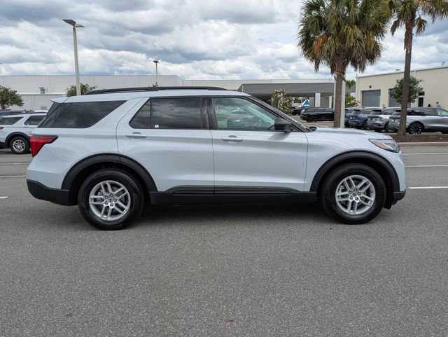 Certified 2026 Ford Explorer Active w/ Active Comfort Package RWD image 3
