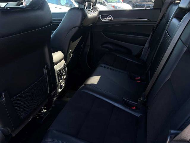 Used 2021 Jeep Grand Cherokee Laredo X image 12