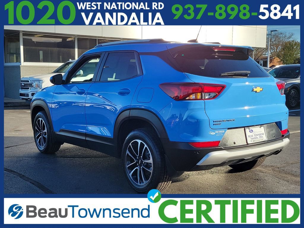 Used 2024 Chevrolet TrailBlazer LT w/ LT Cold Weather Package image 3