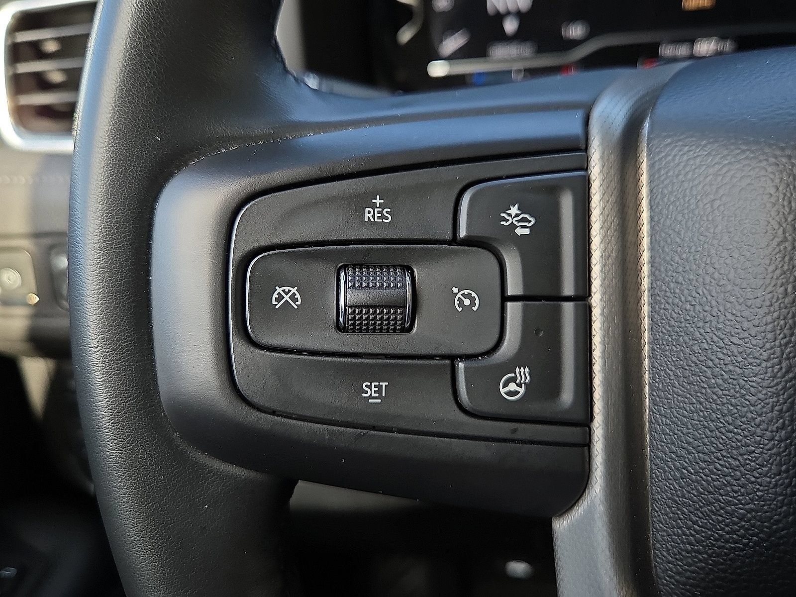 Used 2023 GMC Yukon Denali AWD/4WD image 19