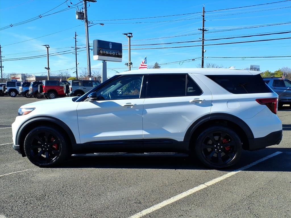 Certified 2022 Ford Explorer ST w/ Equipment Group 401A image 4