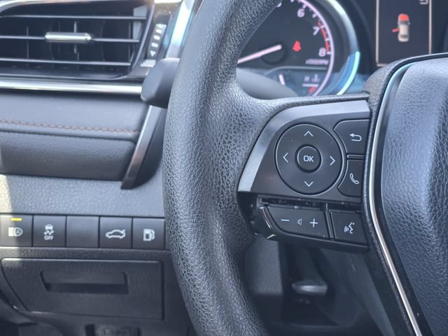 Used 2018 Toyota Camry LE FWD image 26