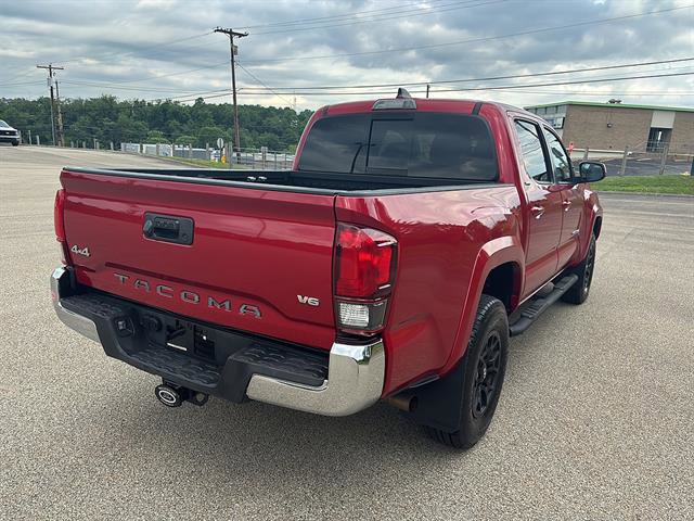 Used 2021 Toyota Tacoma SR5 AWD/4WD image 4